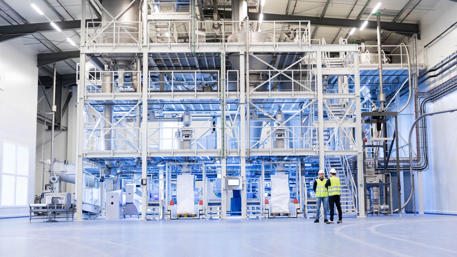 The most modern cocoa processing plant in Switzerland 🎞️ Annual